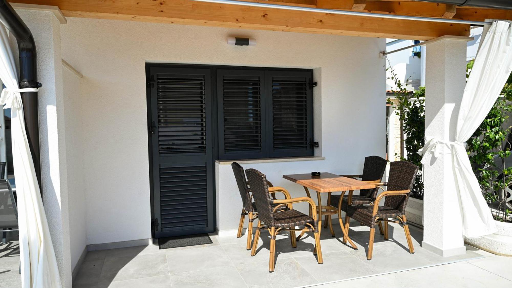 Casa Mira Apartments Ližnjan Exterior foto